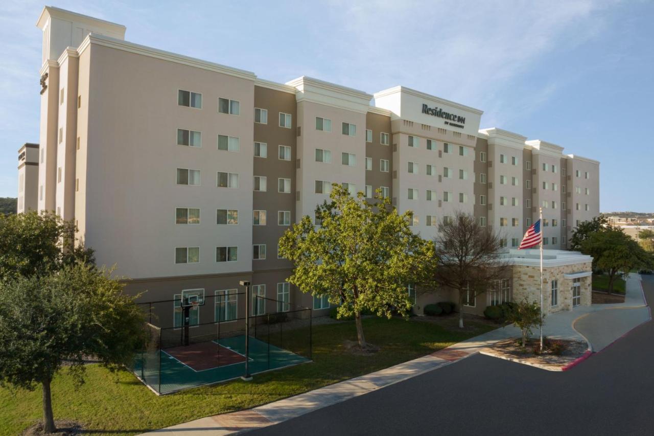 Residence Inn By Marriott San Antonio Six Flags At The Rim Екстер'єр фото
