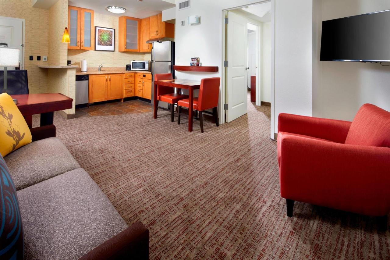 Residence Inn By Marriott San Antonio Six Flags At The Rim Екстер'єр фото