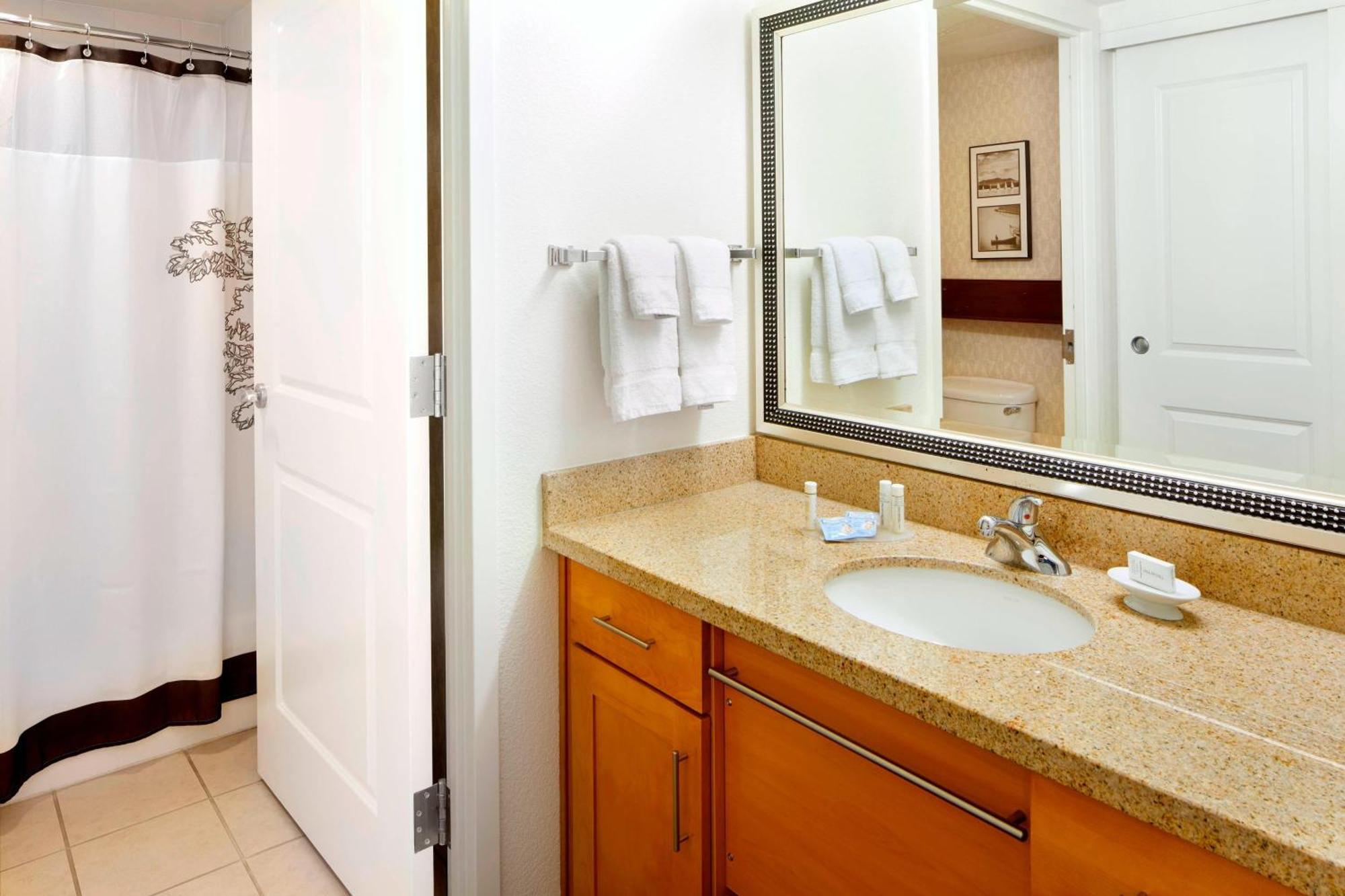 Residence Inn By Marriott San Antonio Six Flags At The Rim Екстер'єр фото